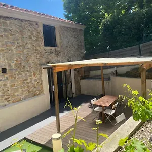  Hébergement de vacances Maison A 10min De La France