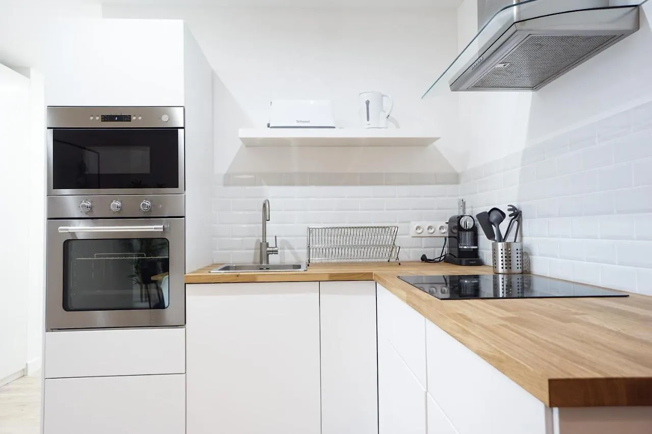 Spacious Apartment Near The Champs De Mars Paris France