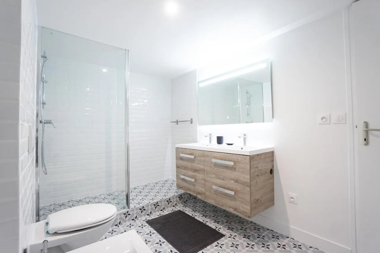 Spacious Apartment Near The Champs De Mars Paris 0*,