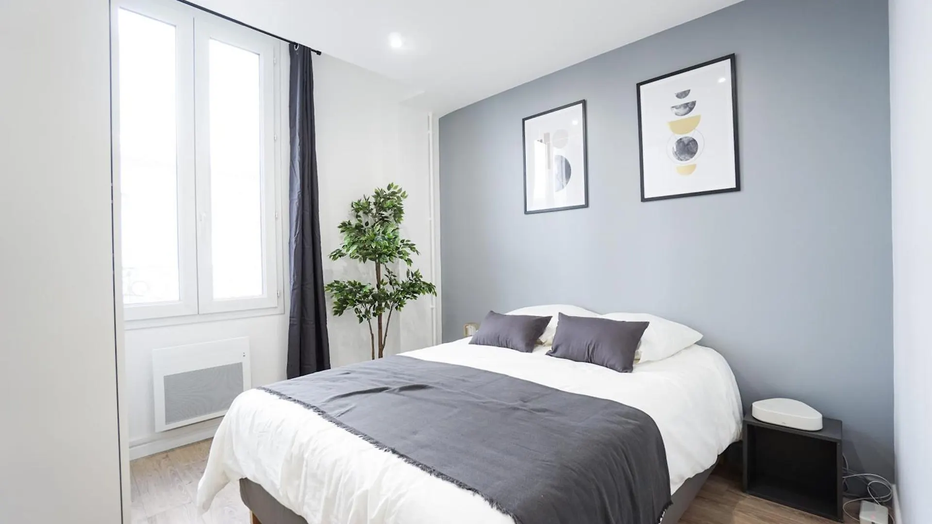 Spacious Apartment Near The Champs De Mars Paris France